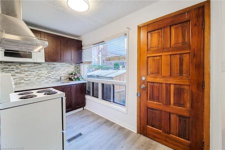 For Lease - 26 BARTON Street Unit# 1, Hamilton, Ontario - Photo 3