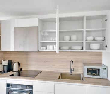 Skyline Apartments, Gillender St - Photo 2