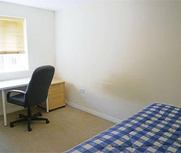 2 Bedroom Apartment - Photo 5