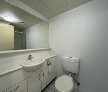 Unfurnished 1B/1B Apartment in the Heart of Melbourne CBD - Photo 4
