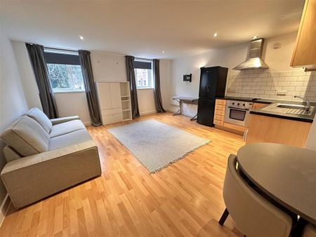 1 bedroom apartment to rent - Photo 2