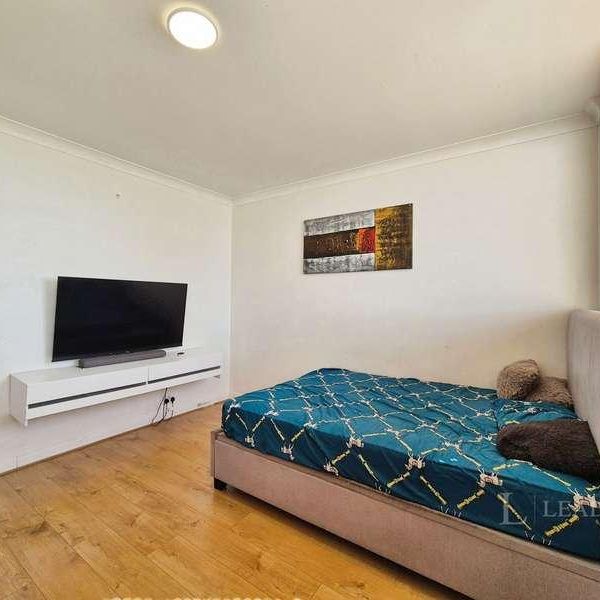 Durrant Court, Brook Street, Chelmsford, Essex, CM1 - Photo 1