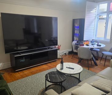 Randwick - Photo 1