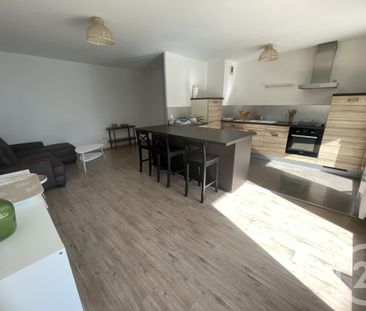 Location Appartement 3 pièces 66m² LA NEUVILLETTE 51100 - Photo 6