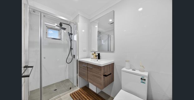 Sleek, Modern & Spacious: Your Next 2-Bedroom Home! - Photo 1