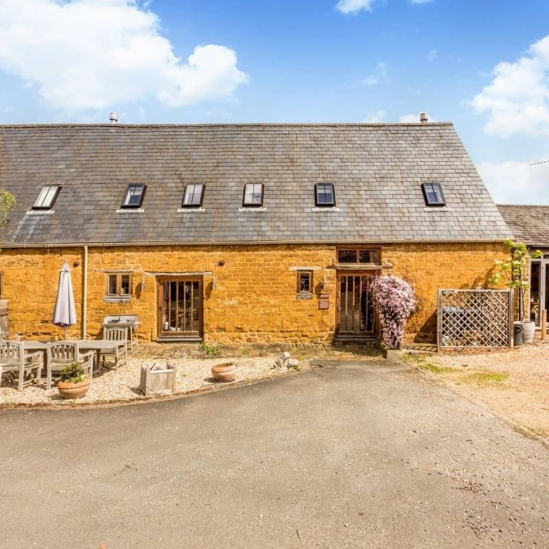 3 bedroom barn to rent - Photo 1