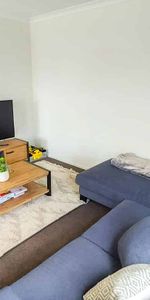 3 Bedrooms, 2 Bathrooms in Flagstaff - Photo 4