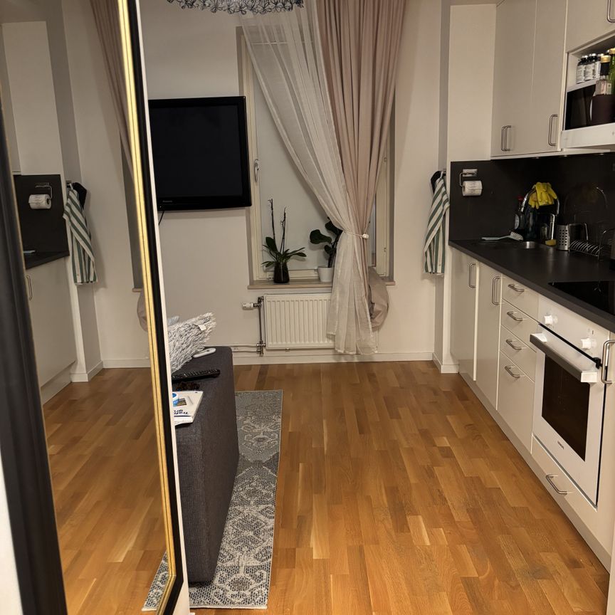 Tingstorget, Norsborg - Photo 1