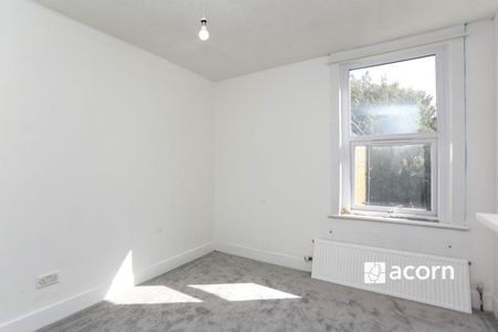 Jutland Road, London, SE6 - Photo 4