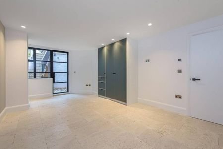 3 bedroom flat to rent - Photo 3