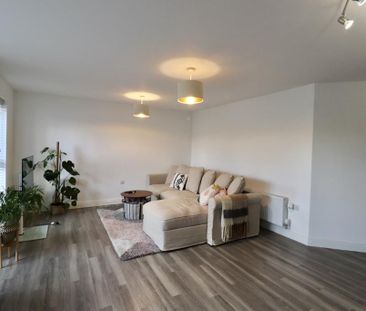 2 bedroom flat to rent - Photo 2