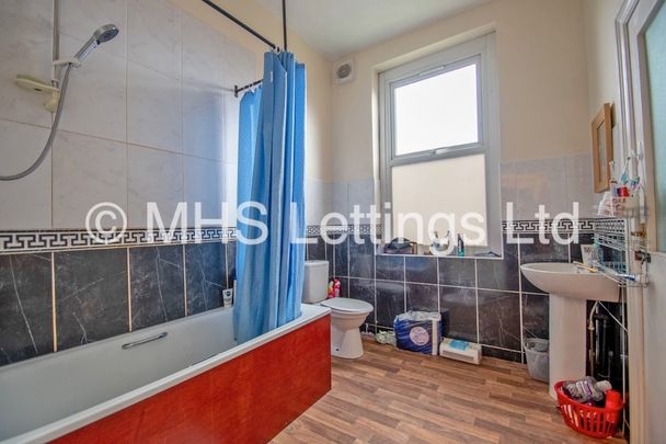 Room 3, 15 Regent Park Terrace, Leeds, LS6 2AX - Photo 1