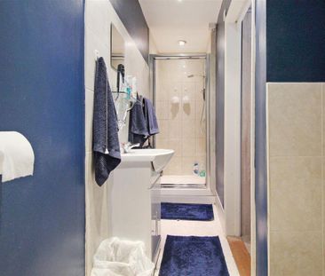 2 bedroom end of terrace house to rent - Photo 5