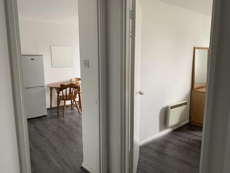1 bedroom apartment to rent - Photo 5