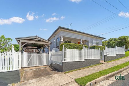 Put simply, welcome to Merewether - Photo 3