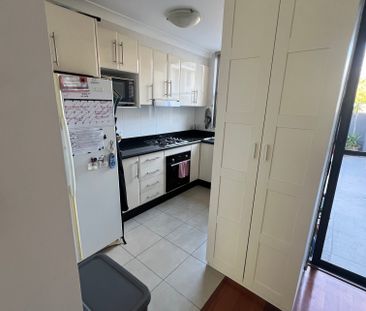 Beaconsfield - Photo 3