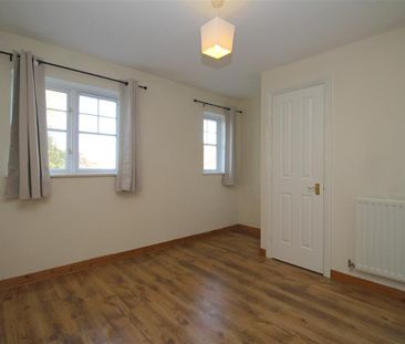 2 bedroom semi-detached house to rent - Photo 6