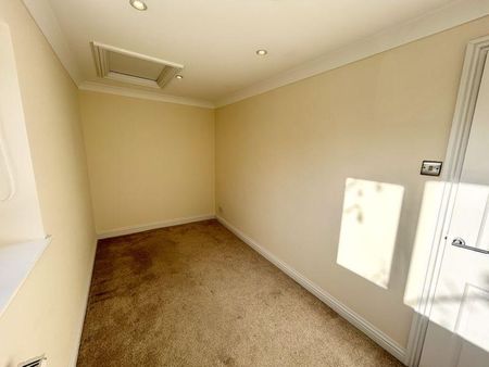 2 bedroom property to rent - Photo 3