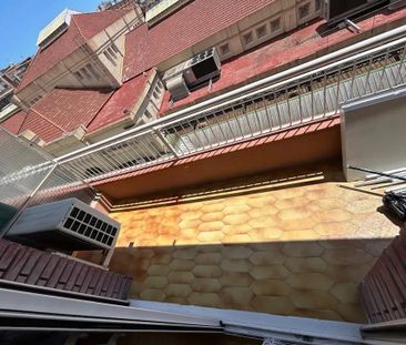 Carrer dOccident, L'Hospitalet de Llobregat, Catalonia - Photo 2