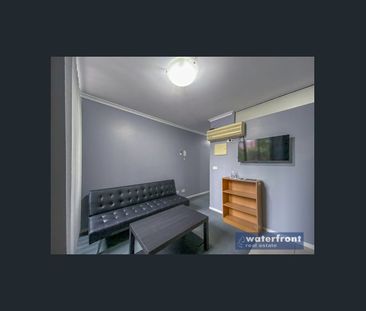 FULLY FURNISHED 2 BEDROOM IN THE HEART OF THE CBD - Photo 1