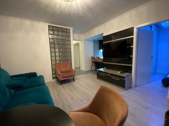Apartament cu 3 camere modern de inchiriat in Prima Nufarul – Oradea - Fotografie 1