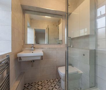 3 bedroom flat to rent - Photo 3