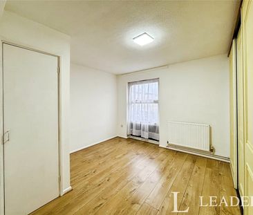 3 bedroom apartment to rent Milwards, Harlow, Essex, CM19 - Photo 1