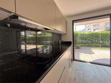 Appartamento di lusso, 4,5 locali con grande giardino privato a Pregas - Photo 2