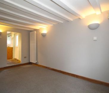 2 bedroom semi-detached house to rent - Photo 1