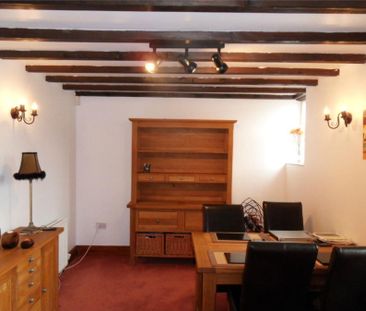 2 Bedroom Semi-Detached House - Photo 2