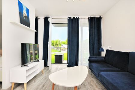 Mieszkanie z ogródkiem i miejscem postojowym - Photo 3