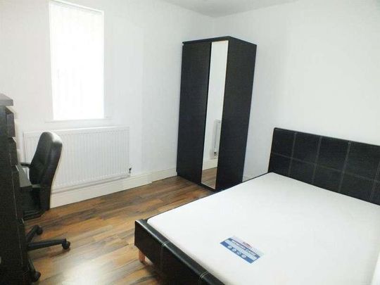 Bawas Place - Bedroom Student Apartment - Alfreton Road, NG7 - Photo 1