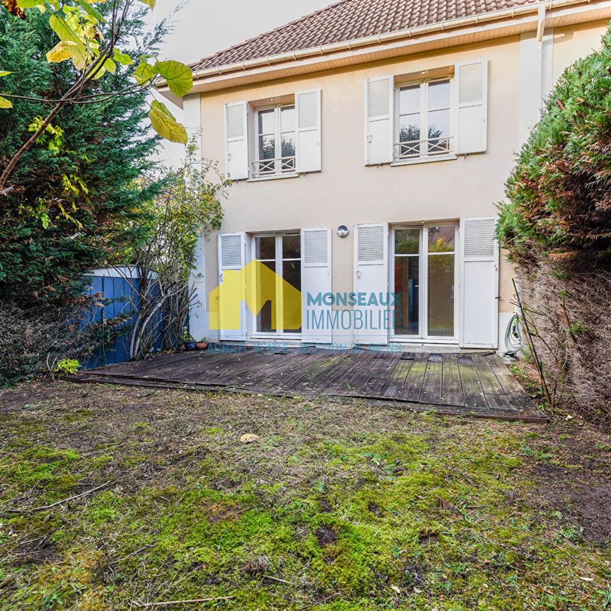 Maison Sainte Geneviève Des Bois 82 m² - Photo 1