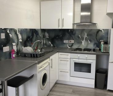 1 bedroom flat to rent - Photo 6