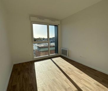 Location Appartement 2 pièces 20m² MERIGNAC 33700 - Photo 1
