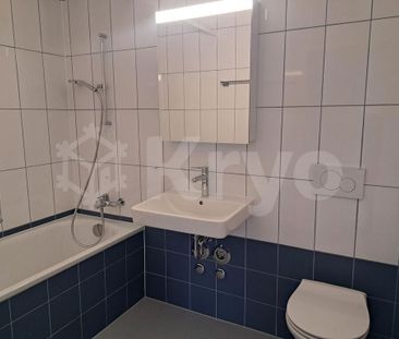 RENOVATED APARTMENT WITH BALCONY AND ELEVATOR - Foto 3