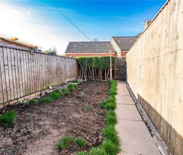 3 bedroom terraced house to rent - Photo 1