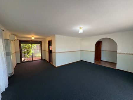 Great Size Family Home! - Photo 5