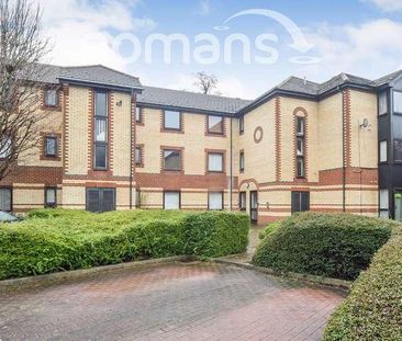 Landen Court, Finchampstead Road, Wokingham, RG40 - Photo 4