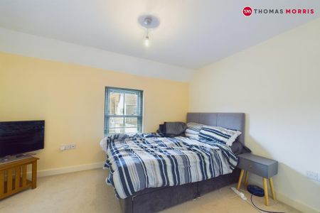 2 bedroom terraced house to rent - Photo 3