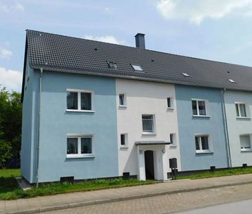 Schöne Dachgeschoss-Wohnung in Stadtnähe! - Foto 1