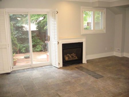 For Lease - 9 Formula Court, Toronto, Ontario - Photo 3