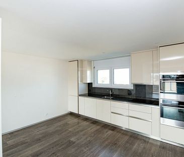 Die perfekte Wohnung für Ihre Familie - mit grosser Aussenfläche! - Foto 1