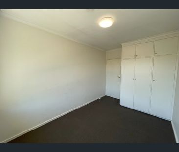 8/13 Emily Street, Carnegie, Vic 3163 - Photo 3