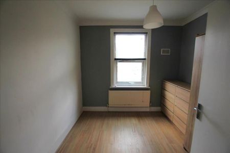 4 bedroom terraced house to rent - Photo 2