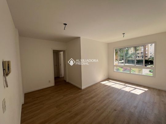 Apartamento com 2 quartos e 60m² para alugar em Marechal Rondon, Canoas. - Foto 1