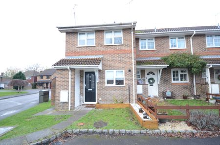 Hawkins Grove, Church Crookham, Fleet, GU51 - Photo 3