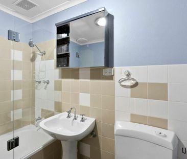 Double Glazed, Ground Floor Gem. - Photo 5