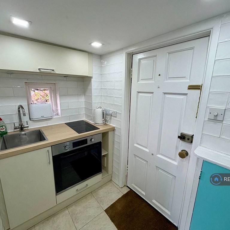 1 bedroom detached house to rent - Photo 1