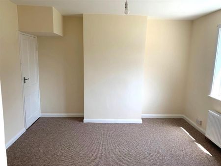 3 bedroom end of terrace house to rent - Photo 5